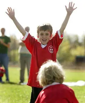 Featured image: Letting Young Kids Specialize in One Sport is a Bad Idea