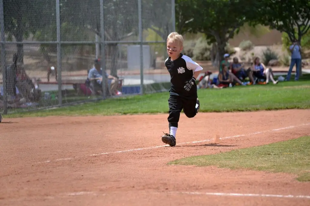 Featured image: How to Teach Kids to Sprint Correctly