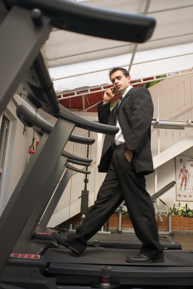 Featured image: Why You Might Not Want to Text and Treadmill