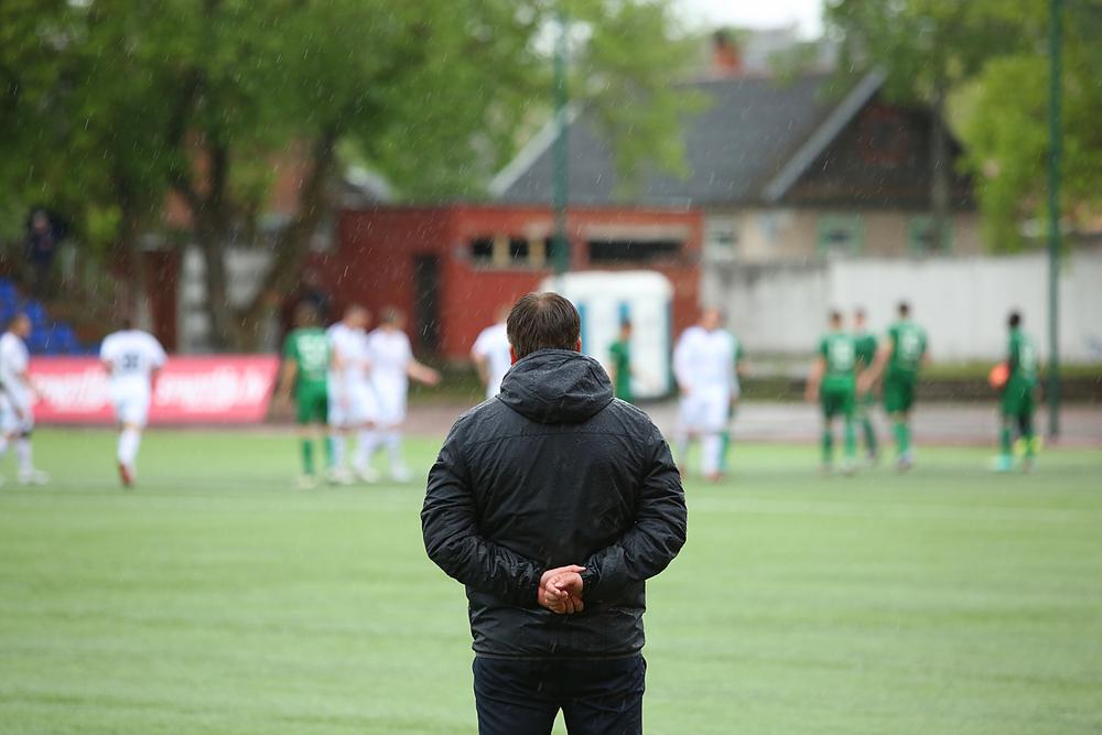 Featured image: The Top 6 Biggest Mistakes Youth Sports Coaches Make