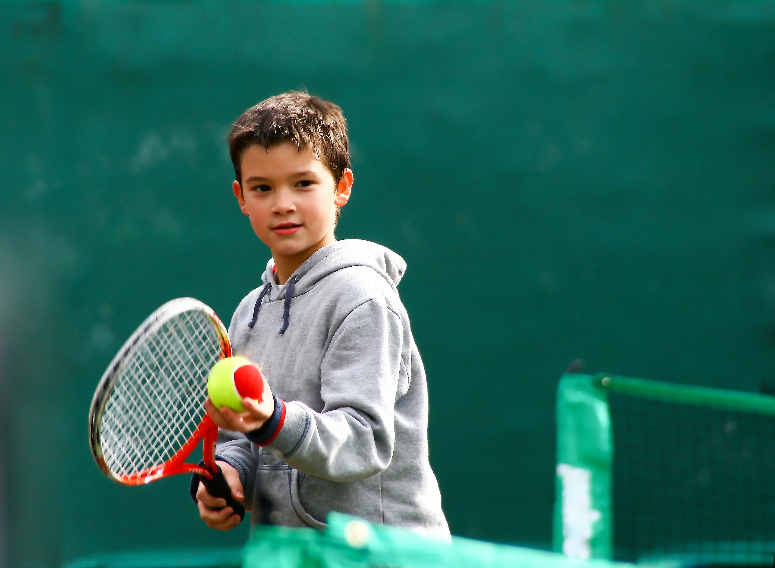 Featured image: Treating Le Tennis Elbow