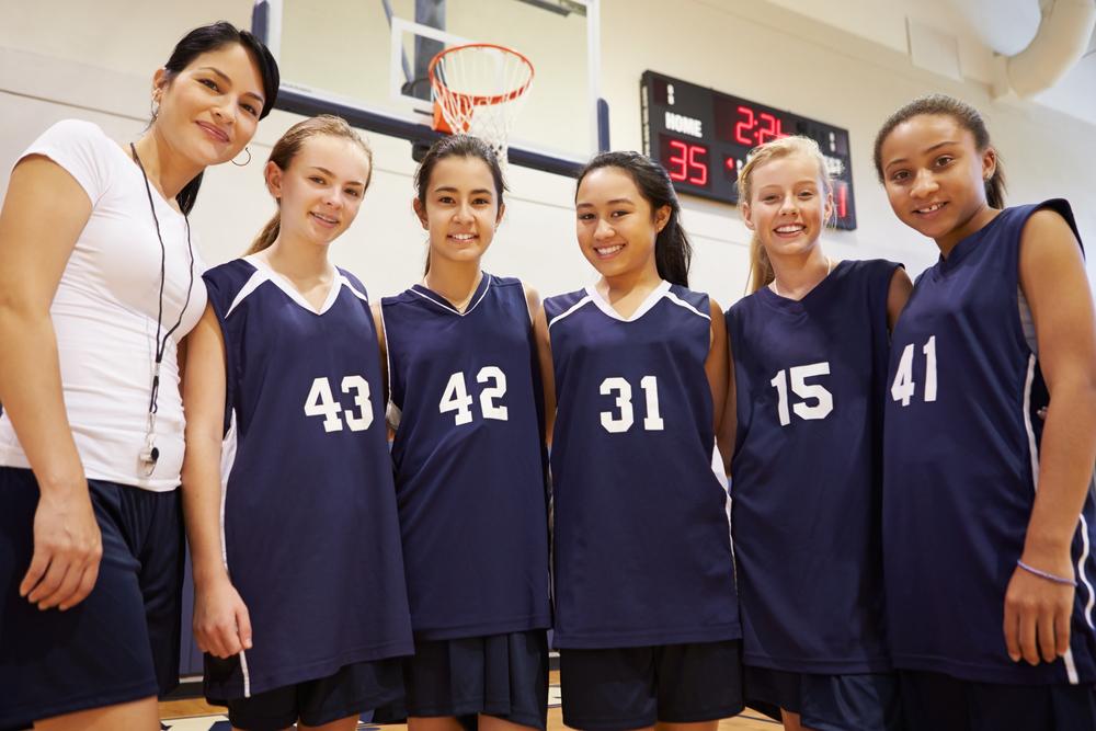 Featured image: 8 Essential Communication Tips for Youth Sports Coaches