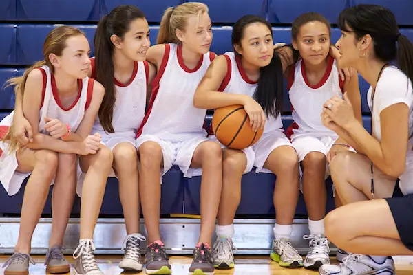 Featured image: Streamlining Youth Sports Team Communication : A Winter Season Guide