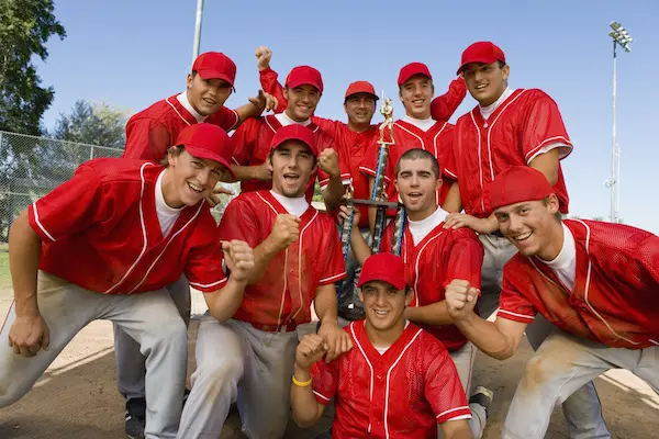 Featured image: Guide: Baseball and Softball
