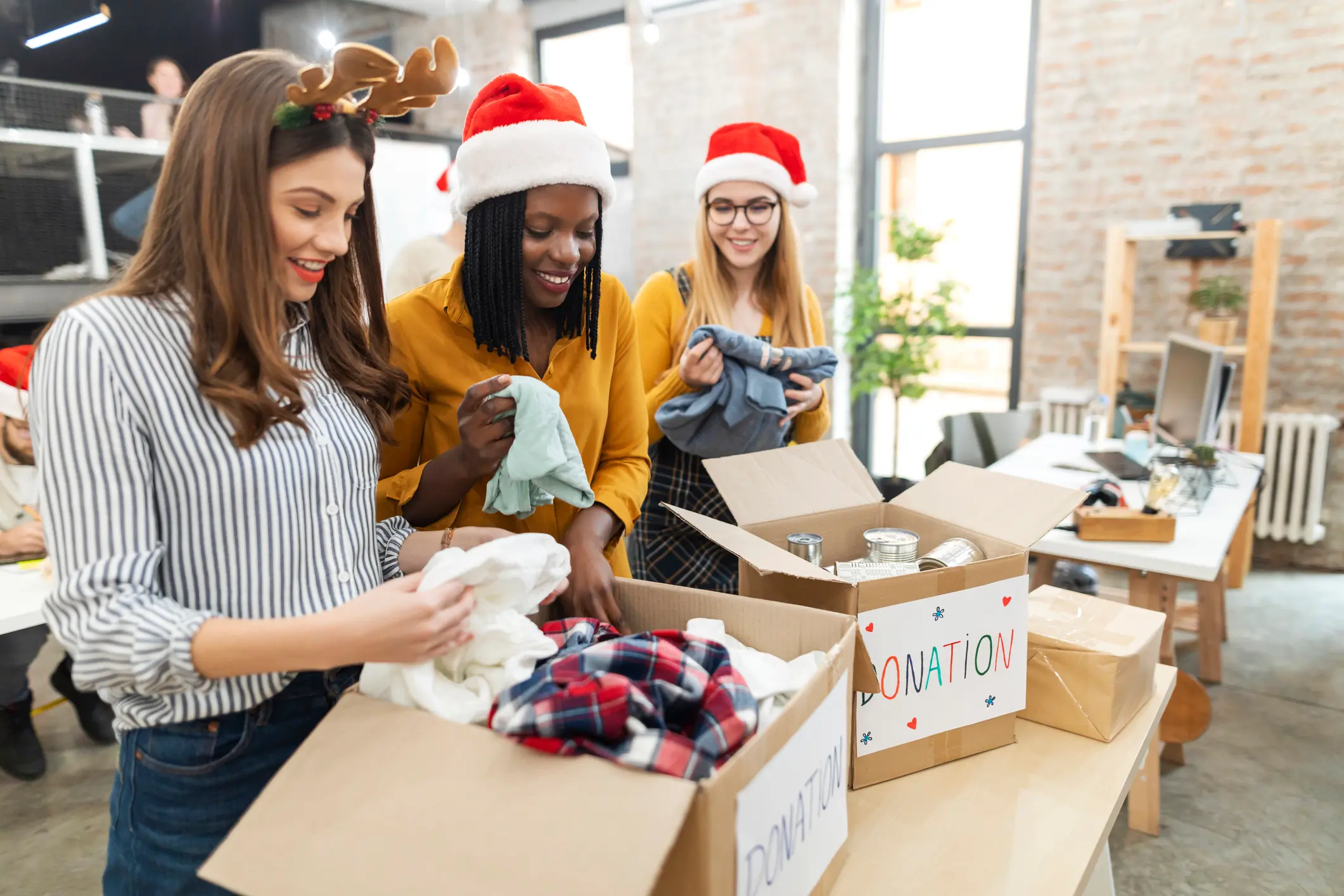 Featured image: 4 Best Practices for Holiday Fundraising in Youth Sports