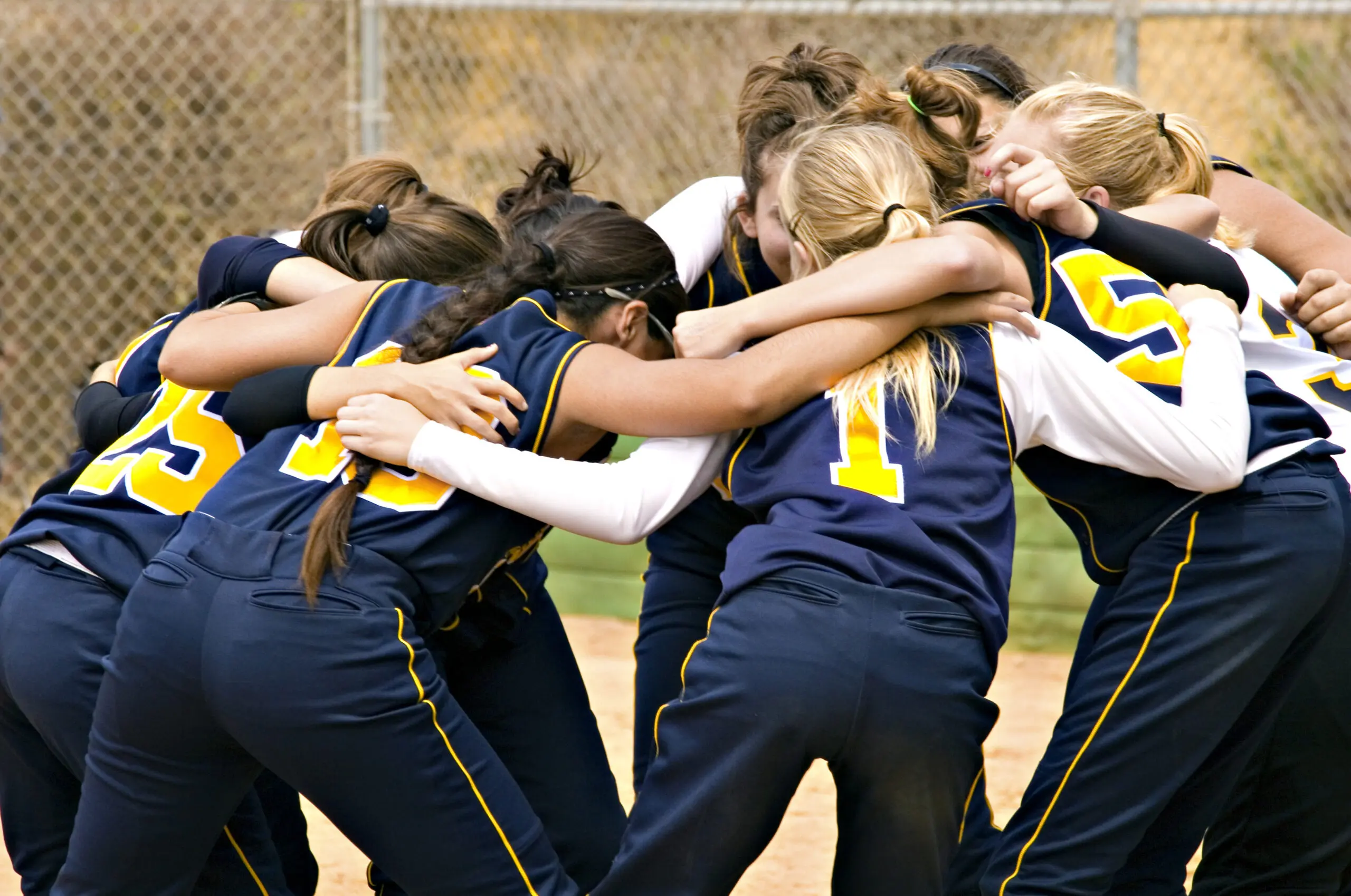 Featured image: How to Effectively Organize a Softball Tournament