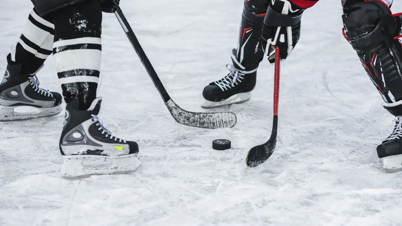 Featured image: Essential List of Hockey Terms: Ultimate Guide for Youth Hockey Clubs