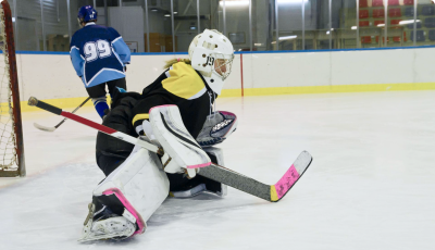 Image preview: Improve Your Ice Hockey Performance With These 4 Stretches